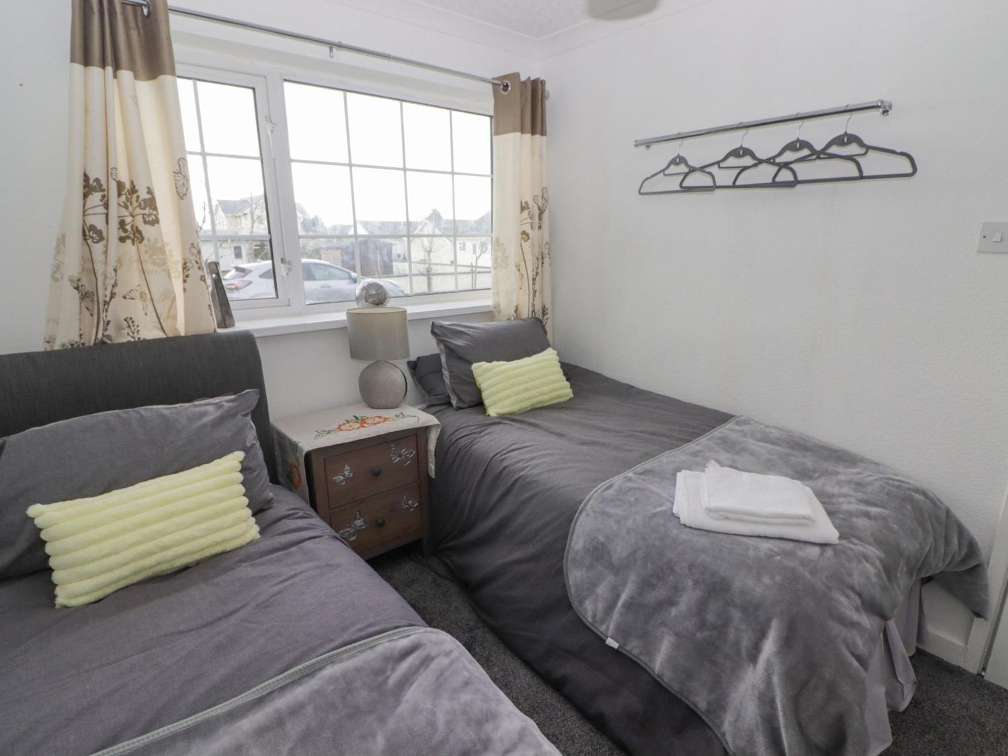 48 Gower Holiday Village Суонси Экстерьер фото