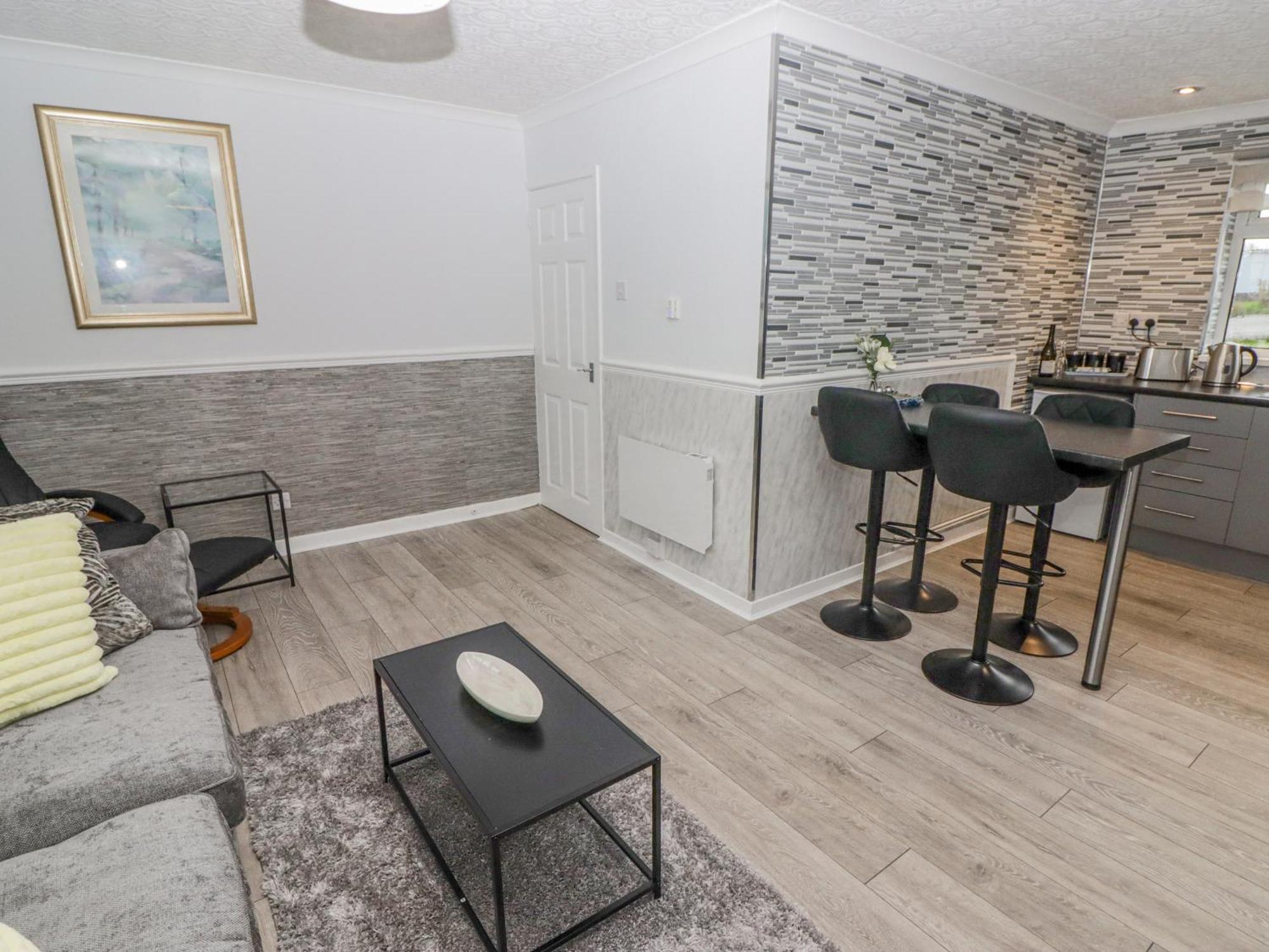 48 Gower Holiday Village Суонси Экстерьер фото